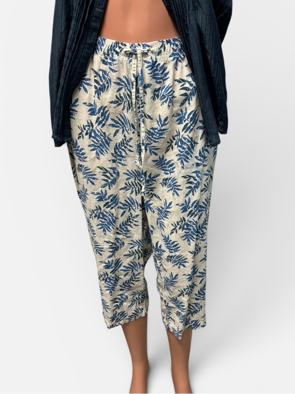 Coral Bay Women’s Petite Large Cream Blue Leaf Print Drawstring Cropped Pants PL